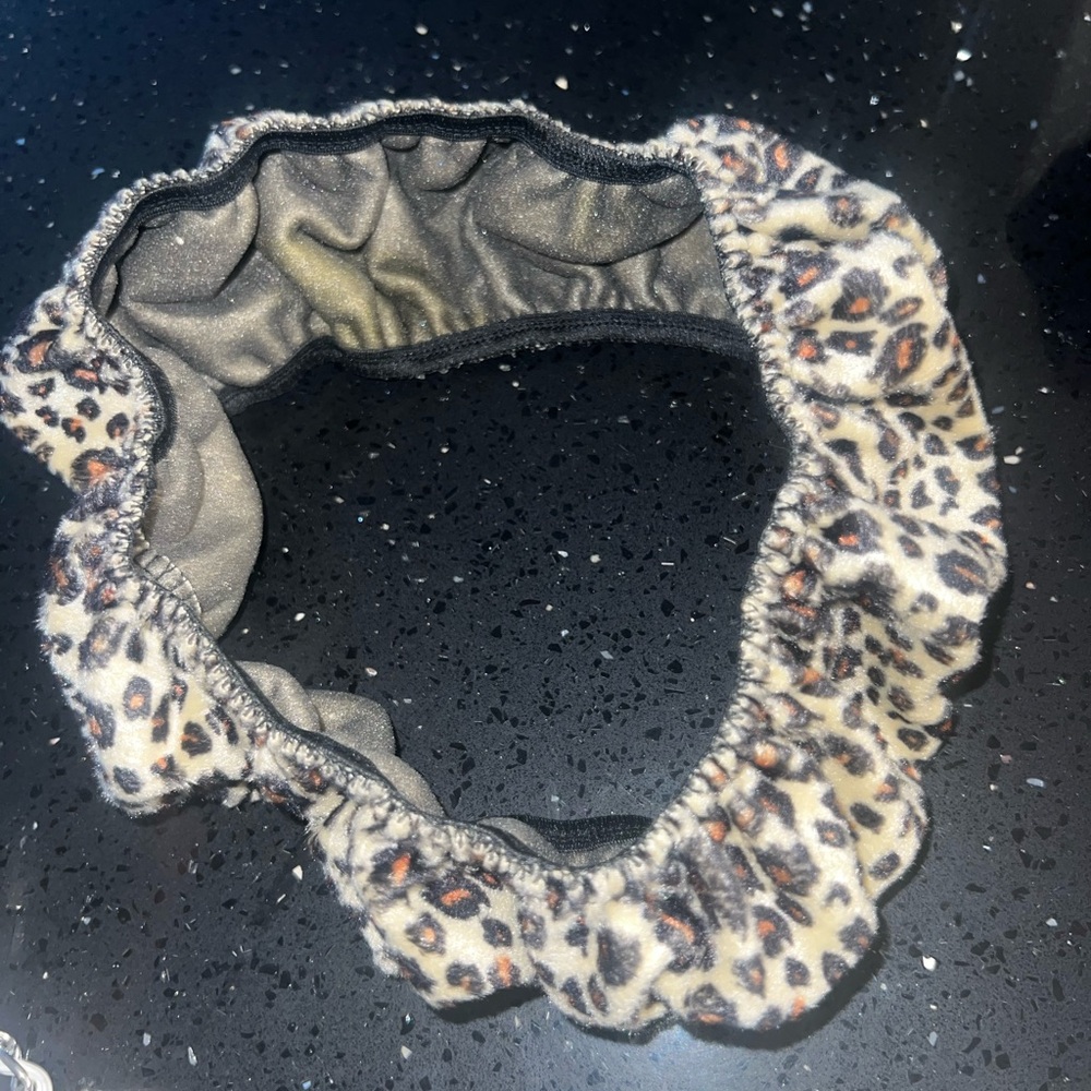 Leopard Print car steering wheel